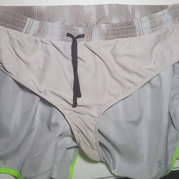 Under Armour Womens Gray with Lime Green Trim Athletic Shorts Size 12/14 - Picture 5 of 10